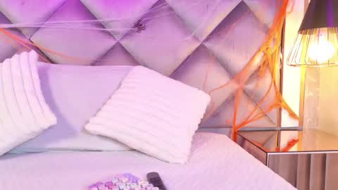 Snapshot of gemma_sm chatting on October 2025 03:07:02 AM Maria online show from October 2025 03:07:02 AM