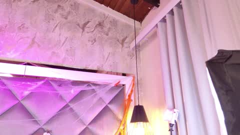 Snapshot of gemma_sm chatting on October 2025 03:07:02 AM Maria online show from October 2025 03:07:02 AM