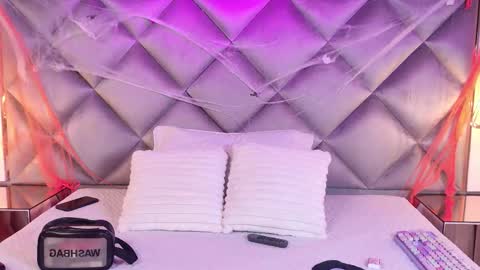 Snapshot of gemma_sm chatting on October 2025 02:59:02 AM Maria online show from October 2025 02:59:02 AM