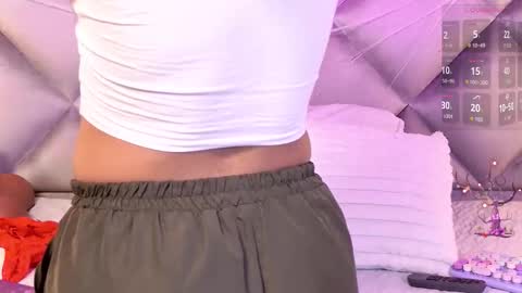 Snapshot of gemma_sm chatting on October 2025 03:10:02 AM Maria online show from October 2025 03:10:02 AM