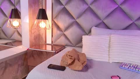 Snapshot of gemma_sm chatting on November 2025 03:12:02 AM Maria online show from November 2025 03:12:02 AM