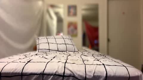 Lenzy LaCanada online show from January 2025 04:44:02 AM