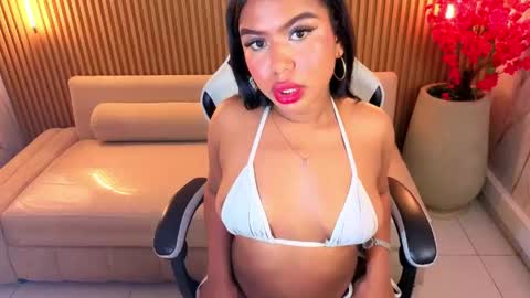 Snapshot of genesis_01_tp chatting on May 2026 08:04:02 PM Genesis online show from May 2026 08:04:02 PM