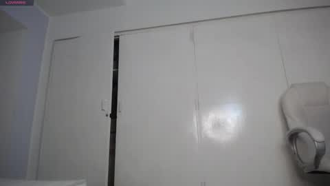 Snapshot of genesis_moretz chatting on December 2024 09:28:01 AM GENESIS online show from December 2024 09:28:01 AM