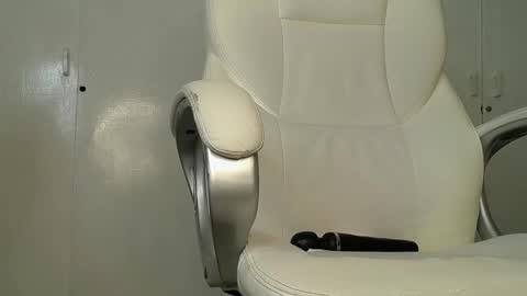 Snapshot of genesis_moretz chatting on February 2025 06:51:01 AM GENESIS online show from February 2025 06:51:01 AM