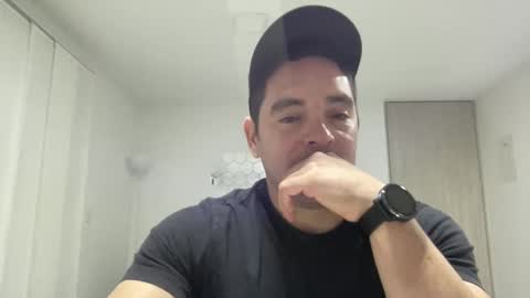 genesis_wb online show from February 2025 03:20:01 AM