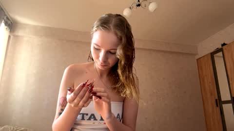 Emmi online show from September 2025 09:31:02 AM