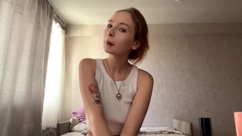 Emmi online show from September 2025 11:12:02 AM