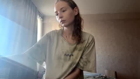 Emmi online show from September 2025 12:29:01 PM