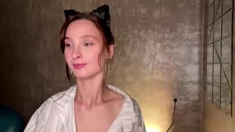 Snapshot of genieflug chatting on May 2026 03:39:02 PM Riana online show from May 2026 03:39:02 PM
