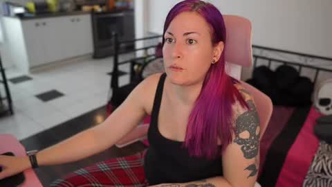 Genny Rock   and  online show from February 2025 03:48:02 PM