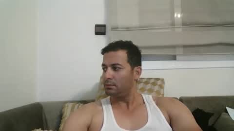 Snapshot of genteldevil chatting on December 2024 10:24:02 PM genteldevil online show from December 2024 10:24:02 PM