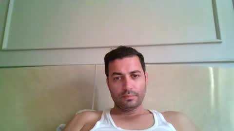 Snapshot of genteldevil chatting on September 2025 12:16:02 PM genteldevil online show from September 2025 12:16:02 PM