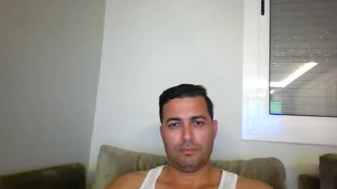 Snapshot of genteldevil chatting on November 2025 10:03:02 PM genteldevil online show from November 2025 10:03:02 PM