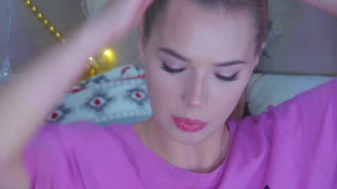 GentleRossi online show from December 2024 10:11:01 PM