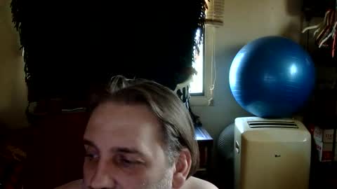 Snapshot of geoffbmn chatting on May 2026 11:09:01 PM geoffbmn online show from May 2026 11:09:01 PM