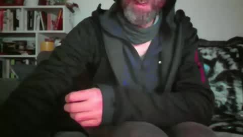 Snapshot of geon2xx chatting on May 2026 09:23:01 PM Geon online show from May 2026 09:23:01 PM