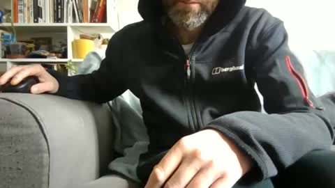 Snapshot of geon2xx chatting on May 2026 09:50:02 AM Geon online show from May 2026 09:50:02 AM