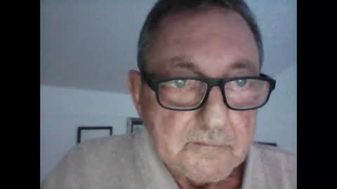 georg1412 online show from September 2025 04:10:02 PM