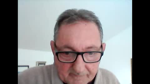 Snapshot of georg1412 chatting on April 2026 09:48:02 AM georg1412 online show from April 2026 09:48:02 AM