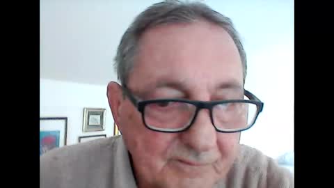Snapshot of georg1412 chatting on April 2026 12:47:01 PM georg1412 online show from April 2026 12:47:01 PM