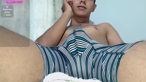 Snapshot of george_bigcock24cm chatting on February 2025 04:57:02 PM george_bigcock24cm online show from February 2025 04:57:02 PM