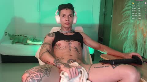 Snapshot of george_prince2 chatting on December 2024 02:39:01 AM independent model online show from December 2024 02:39:01 AM