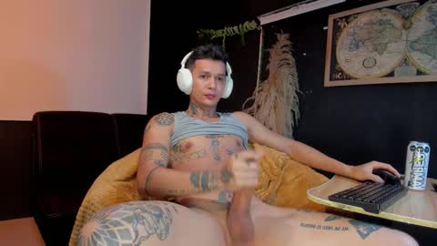 Snapshot of george_prince2 chatting on November 2025 10:15:01 AM independent model online show from November 2025 10:15:01 AM