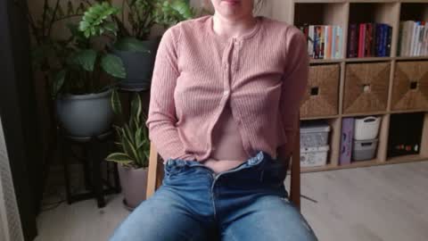 Snapshot of georgiapeachgirl chatting on February 2026 02:10:01 PM Melissa online show from February 2026 02:10:01 PM