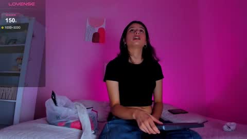 GEORGINA FERRI online show from September 2025 05:17:01 PM