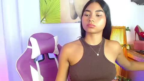 Snapshot of georgina_lulu chatting on February 2025 01:34:01 AM georgina_lulu online show from February 2025 01:34:01 AM