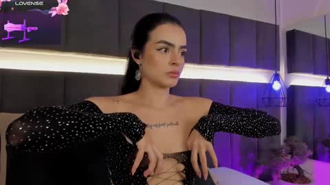 Kendal  online show from February 2025 01:46:02 AM