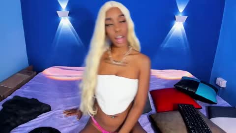 Georgina  online show from February 2025 08:50:01 PM