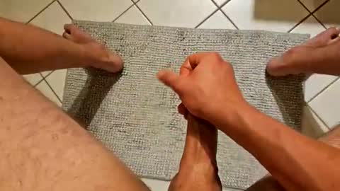 Snapshot of gerdick1 chatting on September 2025 04:32:02 PM gerdick1 online show from September 2025 04:32:02 PM