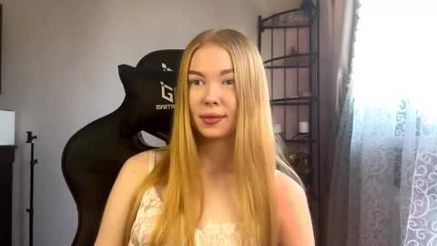 Amelia online show from November 2025 05:24:01 AM