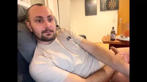 Paul online show from November 2025 01:05:02 AM