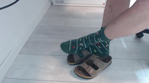 Snapshot of germansolebro chatting on December 2025 07:01:02 AM GermanSoleBro online show from December 2025 07:01:02 AM