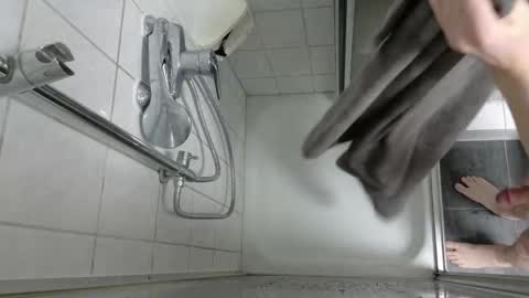 germinator33 online show from November 2025 02:50:01 PM