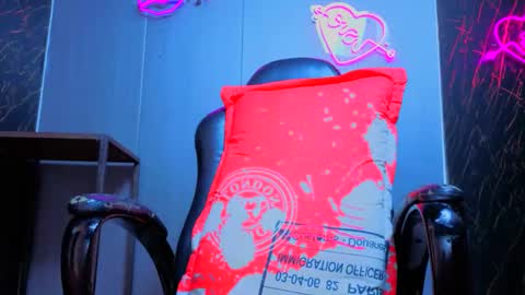 gewn2004 online show from November 2025 07:03:01 PM