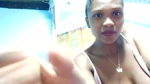 gggloria online show from December 2025 06:45:01 PM