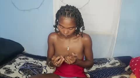 Snapshot of gggloria chatting on February 2026 07:50:02 PM gggloria online show from February 2026 07:50:02 PM