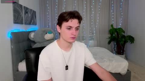 Alex online show from October 2025 09:32:01 AM