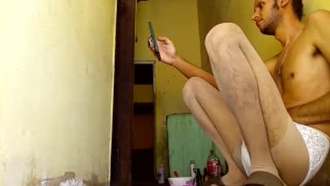 Gaby online show from October 2025 05:22:02 PM