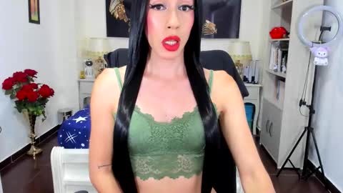 gia gmz online show from October 2025 06:18:02 PM