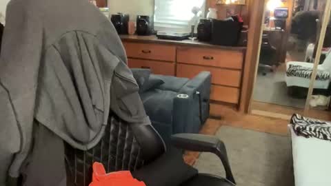 ghostboygbc online show from October 2025 06:25:02 AM