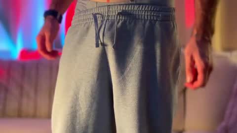 big boy ghost face online show from October 2025 12:52:02 AM