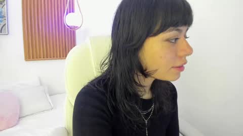 Snapshot of ghostmila chatting on April 2026 12:29:02 PM Milaa online show from April 2026 12:29:02 PM