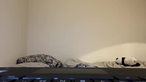 ghostpetal online show from December 2025 12:41:01 AM