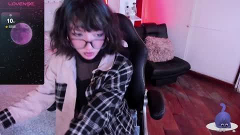 Allison  online show from December 2024 08:38:02 PM