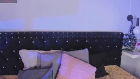 Allison  online show from December 2025 08:18:02 PM